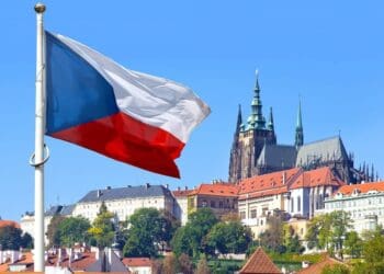 Пункти для українців: куди звернутися за невідкладною допомогою у Чехії