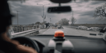 Документальний фільм «Звідки куди» про евакуацію українських біженців потрапив до шортлиста «Оскара-2024»