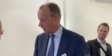 Лідер ХДС Фрідріх Мерц закликав стимулювати працевлаштування біженців з України у Німеччині