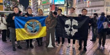 Ми – скрізь. Люди в масках Буданова пікетували російське посольство в Японії (ФОТО)