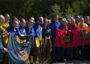 Колишній військовополонений жорстко відповів командиру Азову Прокопенку на критику останнього обміну