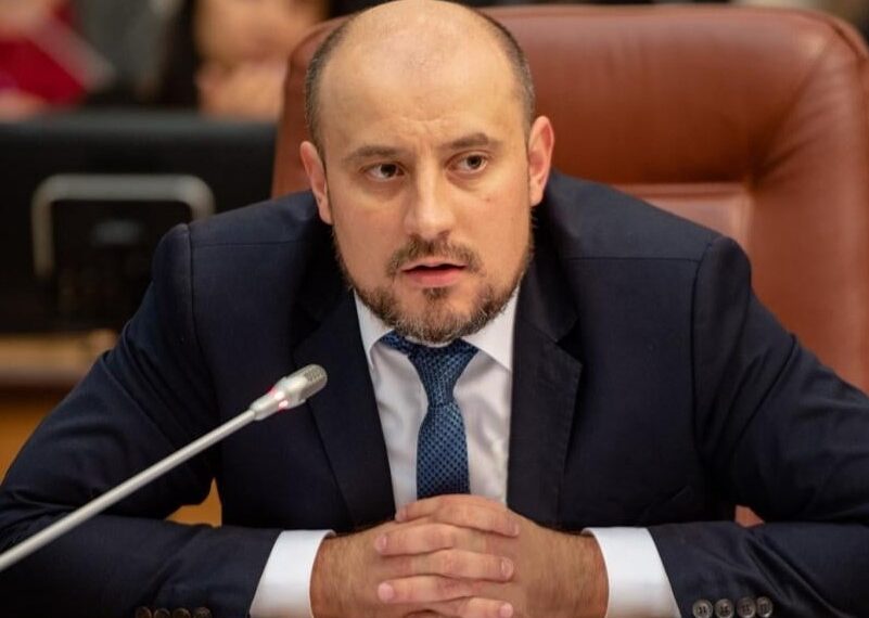 АМУ пропонує не позбавляти місцеве самоврядування фінансових ресурсів, щоб створити умови для повернення українців