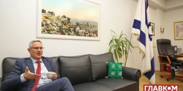 «Електронні візи» для українців. Посол Ізраїлю прокоментував зміну міграційних правил із 1 січня