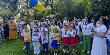 «Стануть мостом для співпраці». Понад 200 тисяч українських дітей ходять до німецьких шкіл — посол Німеччини в Україні 