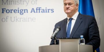 Україна просить чеську сторону розглянути можливість створення в Чехії державних двомовних шкіл для українських дітей