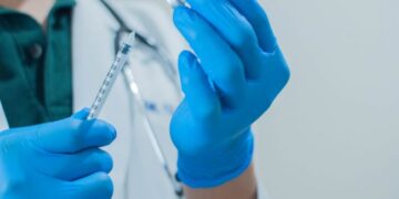 Безкоштовне лікування за кордоном: хто може його отримати та що потрібно для цього