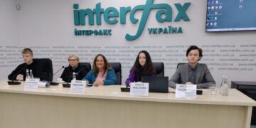 Чинники економіки, безпеки та соціальної сфери впливають на повернення вчених і дітей в Україну – думка