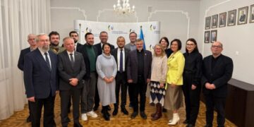 Посол у Польщі зустрівся з представниками української громади