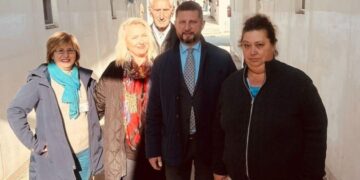 Консул відвідав українських біженців у грецькому місті Серрес