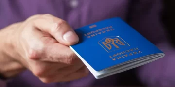 Посол Чехії розповів про ситуацію з видачею паспортів українцям призовного віку