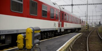 Із України вирушив перший рейс до Братислави з пересадкою у Чопі 