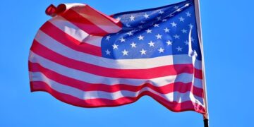 Імміграція до США за Байдена досягла історичного максимуму – газета