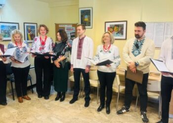Український хор «Калина» заколядував у консульстві в Салоніках