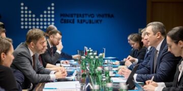 Чернишов і глава МВС Чехії обговорили запуск центрів підтримки Unity Hubs