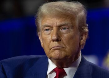 Чи може Трамп депортувати українських біженців з США?