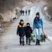 Українські біженці продовжують виїзджати за кордон та активно адаптуються в інших країнах — дослідження