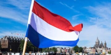 Нідерланди розглядають можливість надавати українцям дозволи на довгострокове проживання