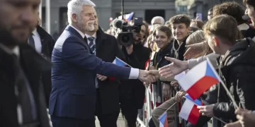 У Чехії змінили правила проживання для українців і росіян