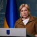 Ірина Верещук повідомила, що українцям за кордоном, які подали документи ще навесні 2024 року, віддадуть їхні паспорти