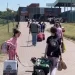 Поляки вимагають припинити допомогу українським біженцям