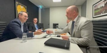 Президент СКУ обговорив підтримку України з міністром австралійського штату