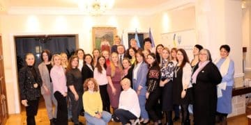 Посол у Чехії зустрівся з українськими вчителями, які працюють в чеських школах