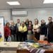 «Українську книжкову поличку» відкрили в таборі для біженців у Греції