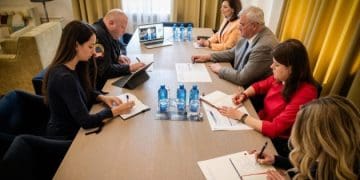 Сибіга зустрівся з представниками СКУ й української громади Австралії