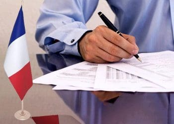 Micro-entrepreneur у Франції: як українським біженцям оформити cтатус самозайнятої особи