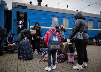 У Єврокомісії спрогнозували, коли українські біженці почнуть масово повертатися додому