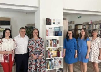 В Угорщині з’явилася нова «Українська книжкова поличка»