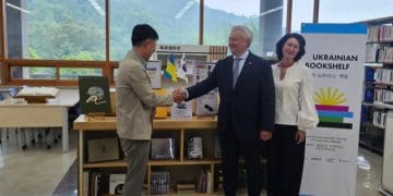 У Кореї з’явилася третя «Українська книжкова поличка»