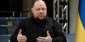 Україна не змушує вас здавати український паспорт: Стефанчук про множинне громадянство