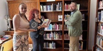 В Угорщині відкрили нову «Українську книжкову поличку»
