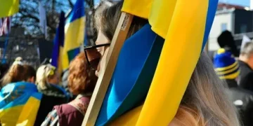 Центри єдності для українців за кордоном: Уряд підтримав постанову про розвиток мережі