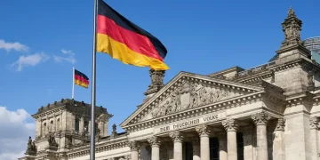 Німеччина призупиняє видачу гуманітарних віз: як щодо українців
