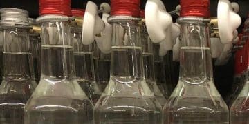 У Латвії почали діяти нові умови продажу алкоголю