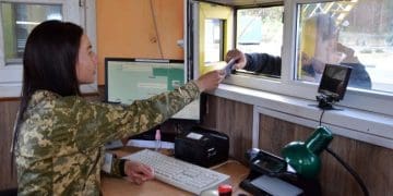Хто зі студентів українських вишів може виїздити за кордон під час війни