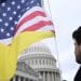 Українські біженці у США втрачають роботу через закінчення дозволів
