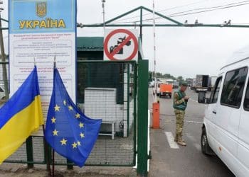 Штраф і конфіскація: який багаж не пропустять через кордон з Україною