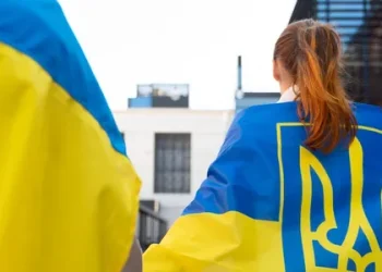Бездоганна репутація та високий рівень англійської мови: Британія посилює вимоги для біженців