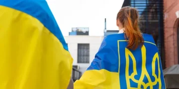 Бездоганна репутація та високий рівень англійської мови: Британія посилює вимоги для біженців