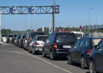 Чи дозволяє відстрочка від мобілізації виїзд за кордон: детальне пояснення