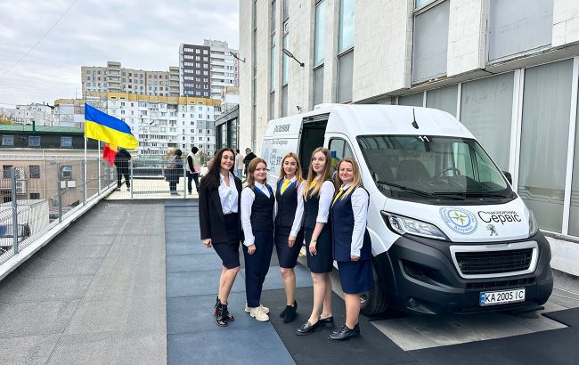 У столиці Молдови запрацював “Паспортний сервіс” для українців: які послуги можна отримати