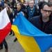 50% поляків вважають допомогу українським біженцям занадто великою: результати опитування