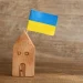 Між прапорами: родина з Маріуполя почала нове життя у США попри невизначеність
