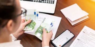 Ключова для біженців країна ЄС підняла мінімалку: як зміняться зарплати українців