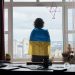 Закінчення війни – не головне: що змусить українських біженців повернутися додому