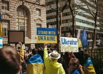 Статистика жахає: омбудсман назвав, скільки людей насправді виїхали закордон