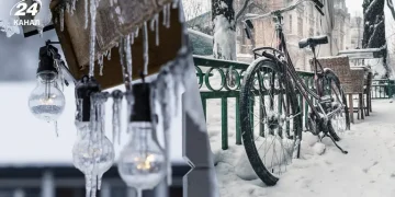 Транспортний хаос і проблеми з електрикою: Європу накрили Арктичні морози
